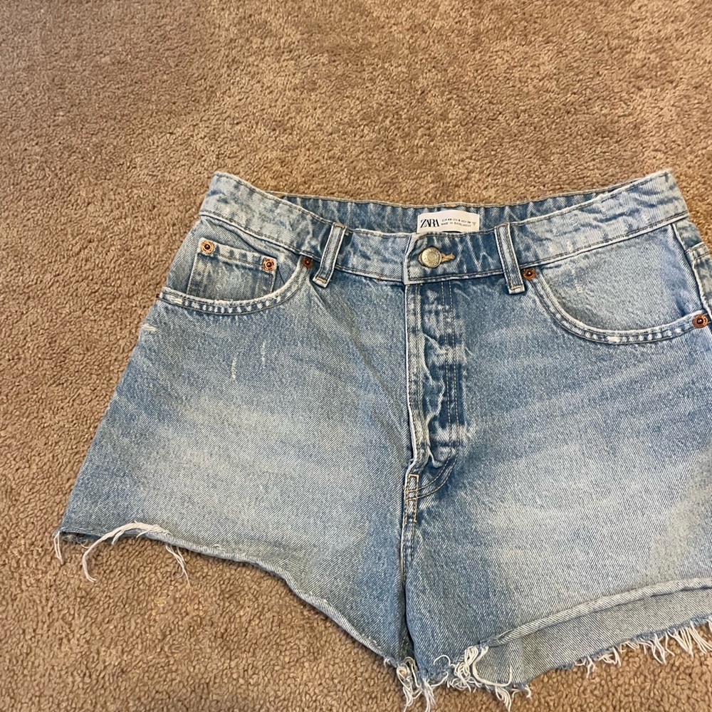 Zara Blue Jean Shorts High-Waisted Cut-Off